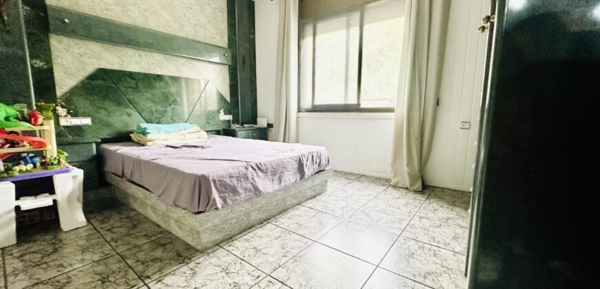 Piso de 2 habitaciones en venta en El Carmel, Barcelona.