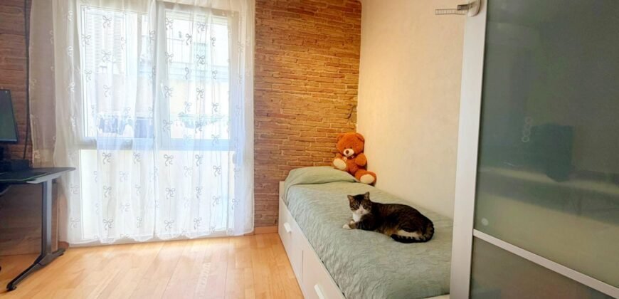 Piso en venta en Barcelona / Carrer del Carme