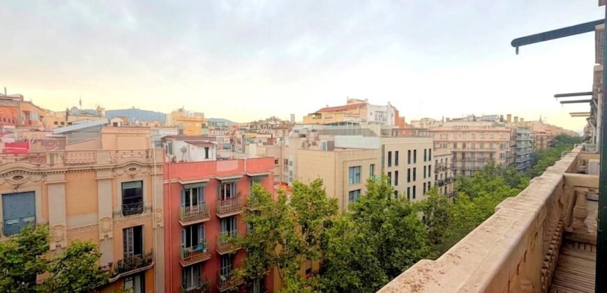 آپارتمان ۴ خوابه برای فروش در Eixample، بارسلونا